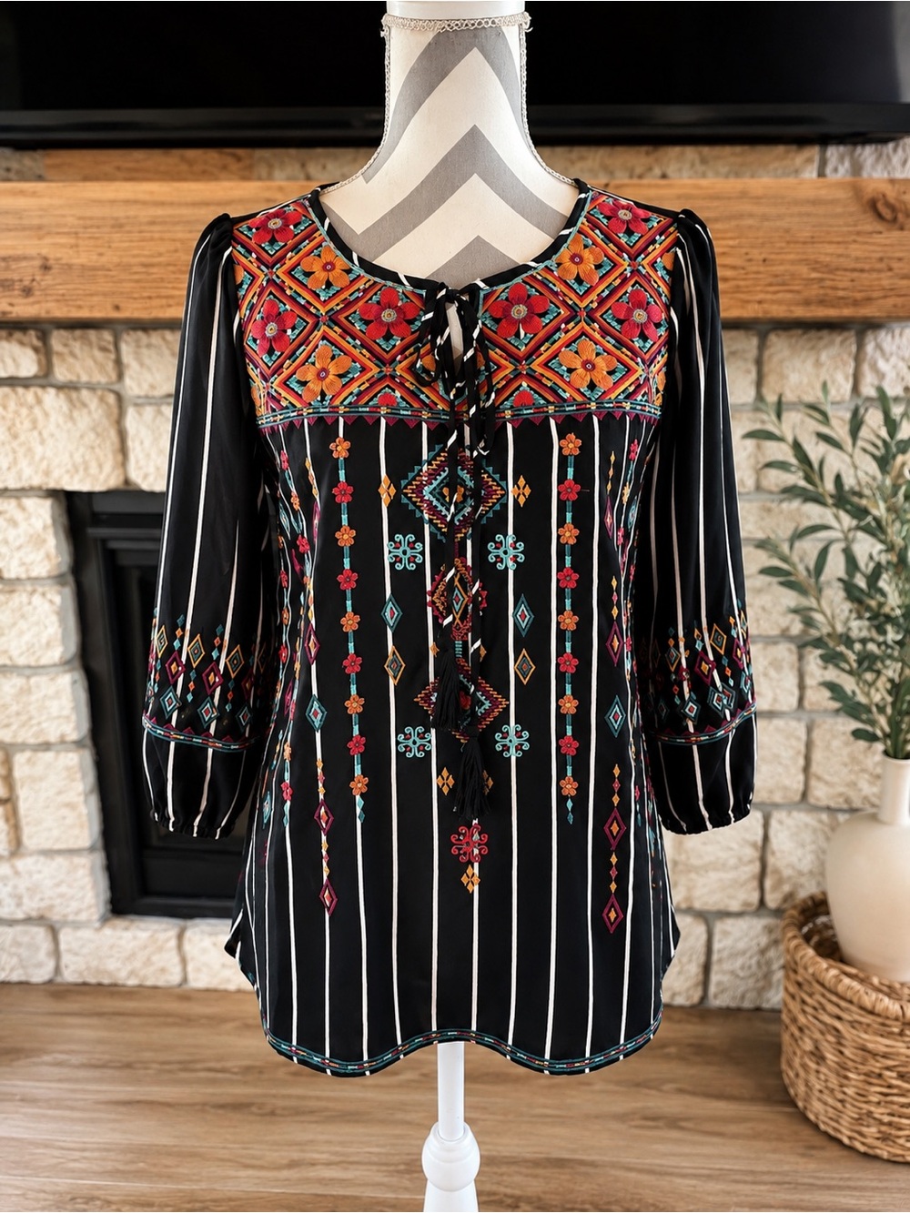 Savanna Jane Black and Multi Color Embroidered Boho Blouse – Size  Small